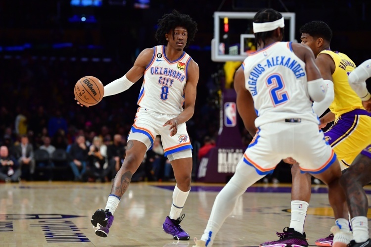 球队边路的 球队边路的