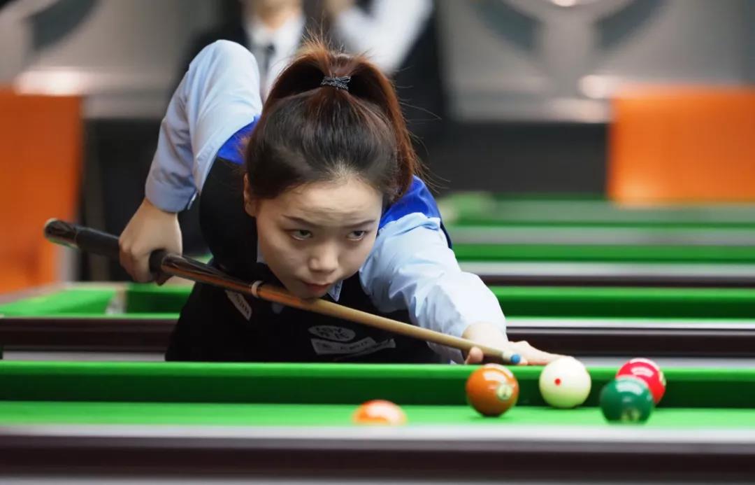 更是其对足 更是其对足